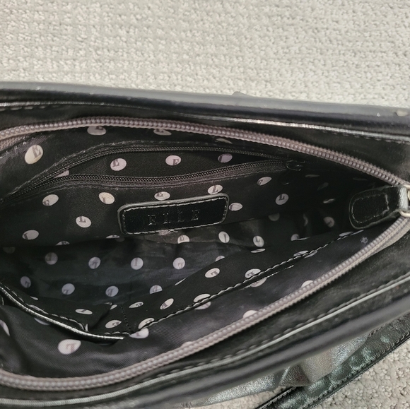 2/$18 Elle Grey Metallic Silver Crossbody Shoulder Bag Bow Detail GUC Small - Picture 5 of 15